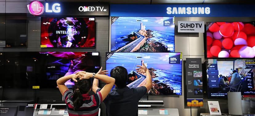 Next-Generation Viewing: Discover the Smart TV Era