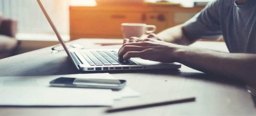 Best Laptops Under $400, According to Experts