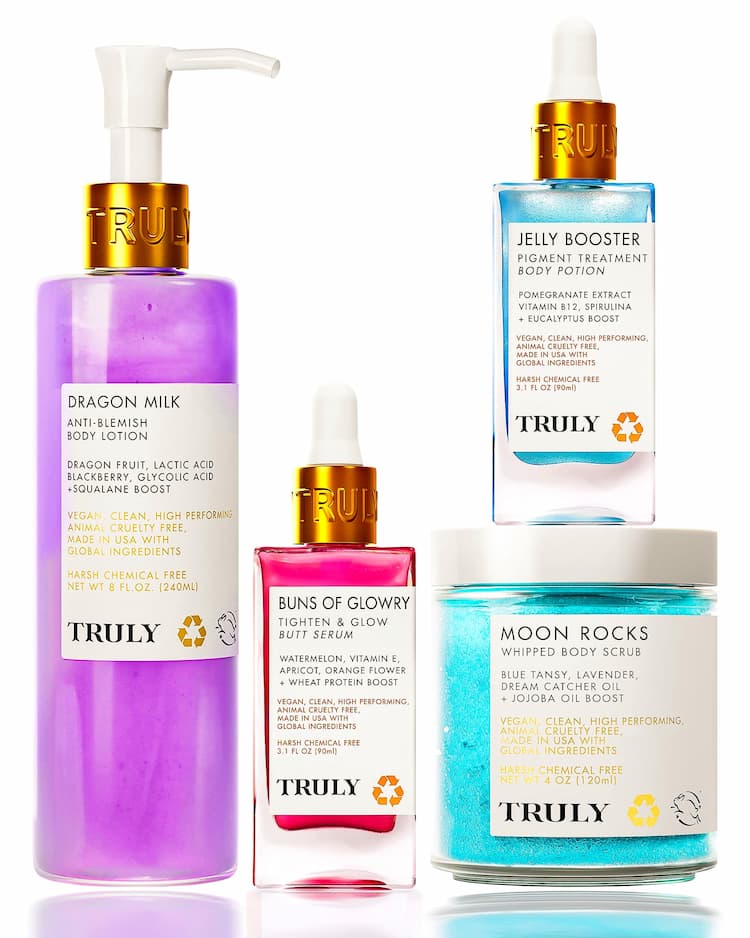 Complete Travel Toiletries and Beauty Care Set.