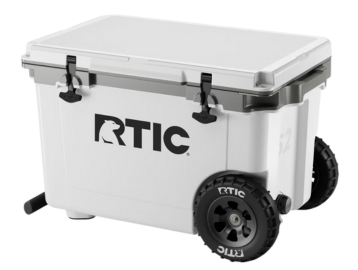  Outdoor Hard-Sided Coolers