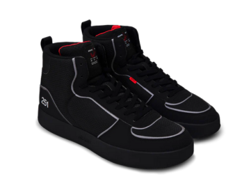 Atoms Sneakers