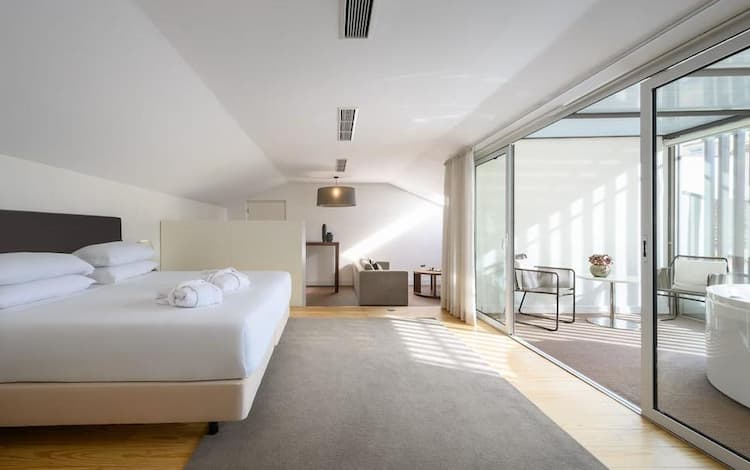 Lisbon Hotels